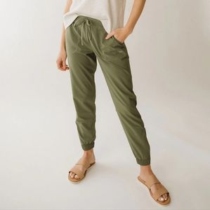 Albion Jetsetters joggers